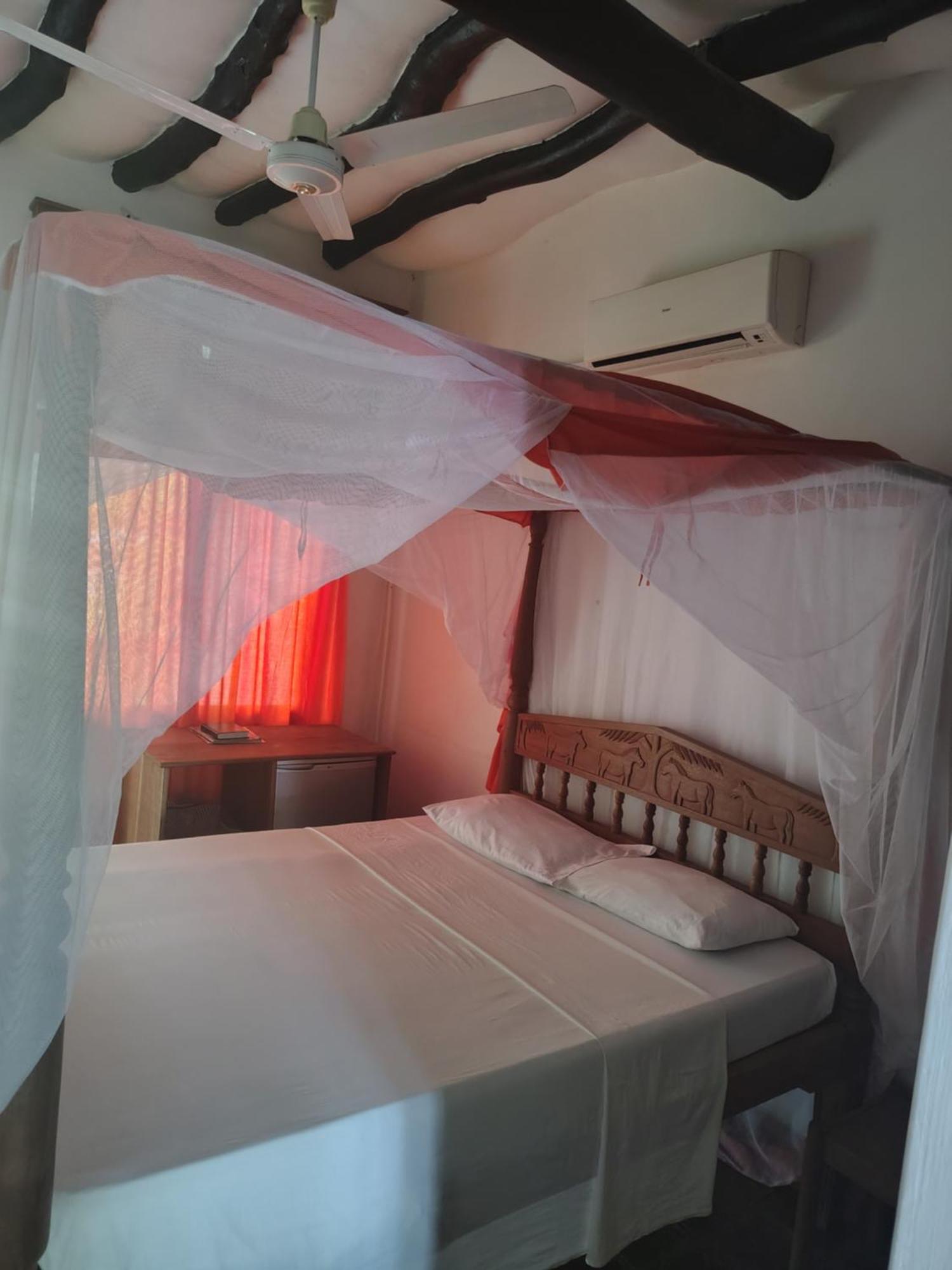 Mangro Hotel Diani Beach Luaran gambar